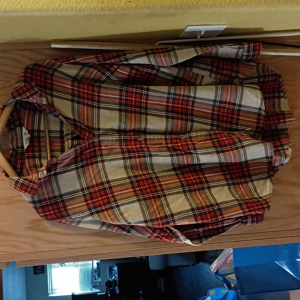 Old Navy woman's plaid long sleeve shirt XXL tall
